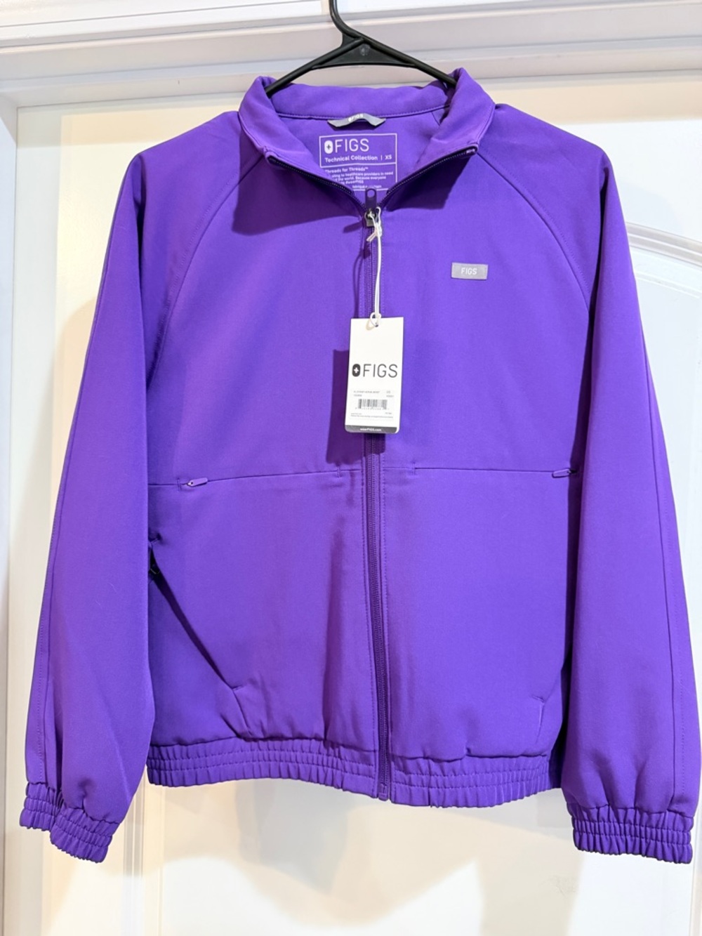 FIGS Sydney Scrub Jacket- Womens